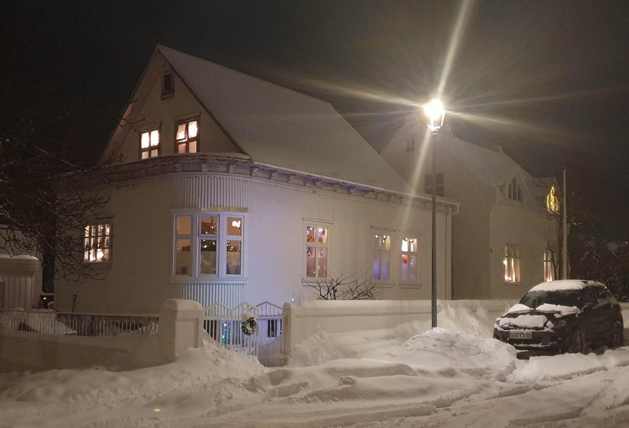 Íbúð Charming In Old Town - Great Location